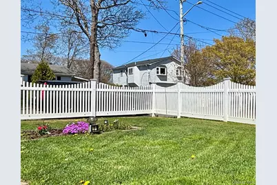 228 Patchogue Avenue, Mastic, NY 11950 - Photo 14