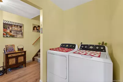 54 Whitman Court, Middletown, NY 10941 - Photo 14