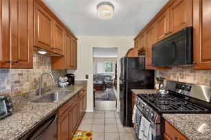 54 Whitman Ct, Middletown, NY 10941 - Photo 10