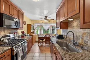54 Whitman Ct, Middletown, NY 10941 - Photo 8