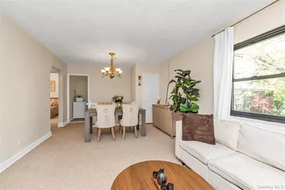 21974 75th Avenue #224B2, Oakland Gardens, NY 11364 - Photo 8