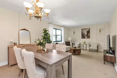 21974 75th Avenue #224B2, Oakland Gardens, NY 11364 - Photo 4