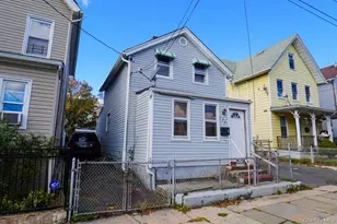 128 N 7th Ave, Mount Vernon, NY 10550 - Photo 2