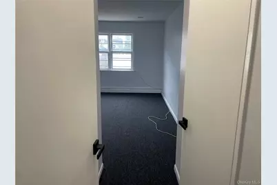 287 Mary Lou Avenue #2, Yonkers, NY 10703 - Photo 6