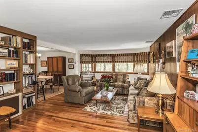 16 Buckingham Drive, Dix Hills, NY 11746 - Photo 6