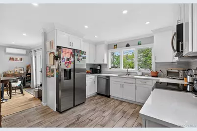 13 Wansor Avenue, Bayville, NY 11709 - Photo 26