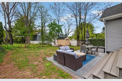 13 Wansor Avenue, Bayville, NY 11709 - Photo 32