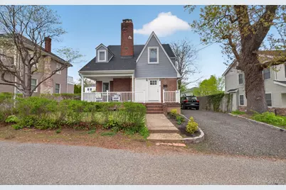 13 Wansor Avenue, Bayville, NY 11709 - Photo 2
