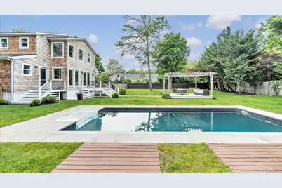 7 Halsey Avenue, East Quogue, NY 11942 - Photo 44