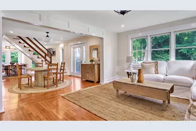 7 Halsey Avenue, East Quogue, NY 11942 - Photo 6