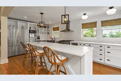 7 Halsey Avenue, East Quogue, NY 11942 - Photo 20