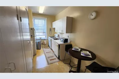 4 Maple Drive #6H, Great Neck, NY 11021 - Photo 6