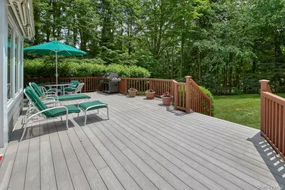121 Washburn Road, Briarcliff Manor, NY 10510 - Photo 40