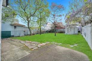 85-50 160th St, Jamaica, NY 11432 - Photo 4