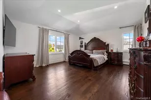 225 Harbor Ln, Massapequa Park, NY 11762 - Photo 24