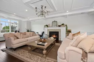 225 Harbor Ln, Massapequa Park, NY 11762 - Photo 4