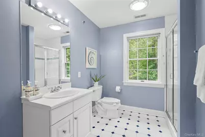 23 Round Hill Road, Scarsdale, NY 10583 - Photo 22