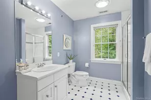 23 Round Hill Rd, Scarsdale, NY 10583 - Photo 22