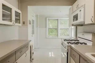 3 Jarvis Ct, Huntington, NY 11743 - Photo 12