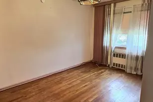 147-25 Brookville Blvd, Rosedale, NY 11422 - Photo 10
