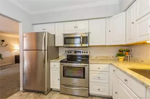 655 Middle Country Rd, Coram, NY 11727 - Photo 8