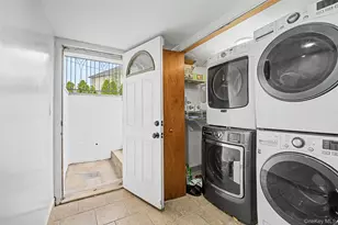 27-15 203rd St, Bayside, NY 11360 - Photo 26