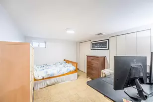 27-15 203rd St, Bayside, NY 11360 - Photo 24
