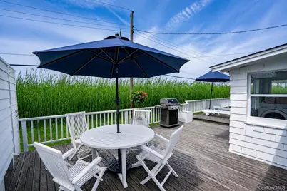 106 West Walk, Bay Shore, NY 11706 - Photo 14