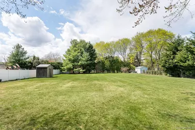 174 Cambon Avenue, Saint James, NY 11780 - Photo 30