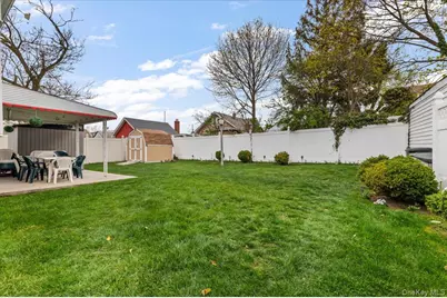 2915 Tulip Avenue, Baldwin, NY 11510 - Photo 26
