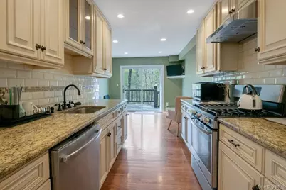 34 Jackson Road, Briarcliff Manor, NY 10510 - Photo 4