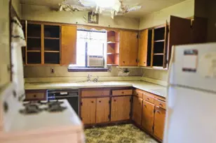 3231 Waterbury Ave, Bronx, NY 10465 - Photo 6