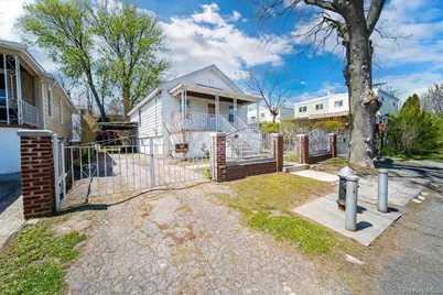 159 Husson Avenue, Bronx, NY 10473 - Photo 2