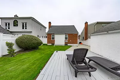 238 James Street, Franklin Square, NY 11010 - Photo 22
