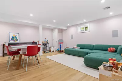 94 Laurel Road, New City, NY 10956 - Photo 38