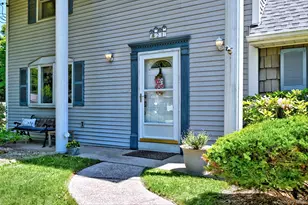 21 Aspen St, Port Jefferson Station, NY 11776 - Photo 2