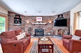 21 Aspen St, Port Jefferson Station, NY 11776 - Photo 16