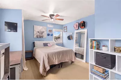 228 W Riviera Drive, Lindenhurst, NY 11757 - Photo 16