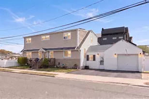 228 W Riviera Dr, Lindenhurst, NY 11757 - Photo 22