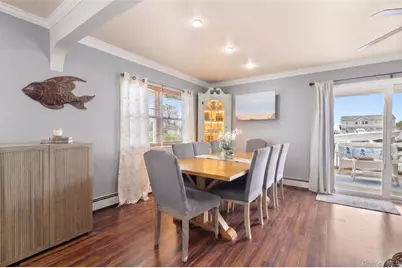 228 W Riviera Drive, Lindenhurst, NY 11757 - Photo 6