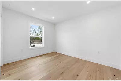 3690 Lufberry Avenue, Wantagh, NY 11793 - Photo 28