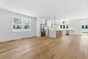 3690 Lufberry Ave, Wantagh, NY 11793 - Photo 10