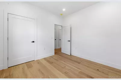 3690 Lufberry Avenue, Wantagh, NY 11793 - Photo 24