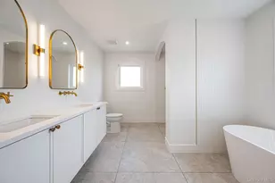 3690 Lufberry Ave, Wantagh, NY 11793 - Photo 38
