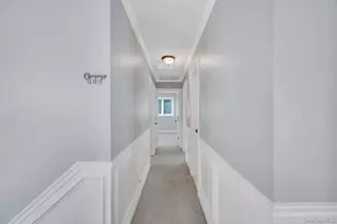 10 Evelyn Dr, Bethpage, NY 11714 - Photo 12