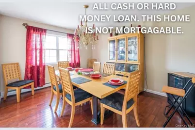 55 W Greentree Drive, Medford, NY 11763 - Photo 4