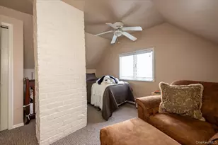 253 Blacksmith Rd S, Levittown, NY 11756 - Photo 16