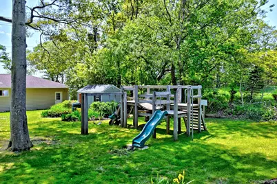 44 Fox Hill Drive, Calverton, NY 11933 - Photo 32