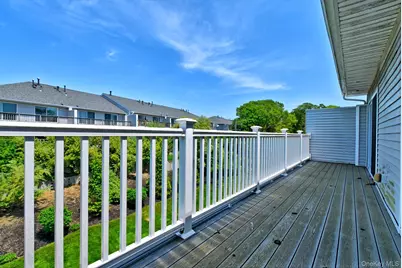 44 Fox Hill Drive, Calverton, NY 11933 - Photo 30
