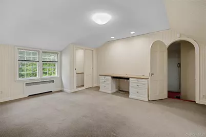 101 Woodlands Road, Harrison, NY 10528 - Photo 12